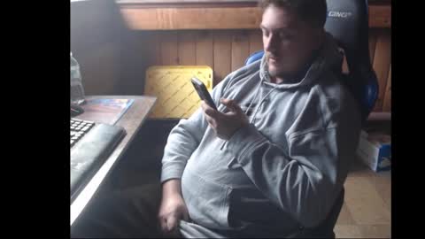 Snapshot of therealbigcheese0695 chatting on 25, 1, 2025 therealbigcheese0695 online show from 25, 1, 2025