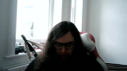 Snapshot of thereeeeelbean14202 chatting on 10, 5, 2026 theultimatebean2572 online show from 10, 5, 2026