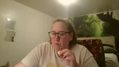 Snapshot of theresmoretolife chatting on 17, 5, 2026 theresmoretolife online show from 17, 5, 2026