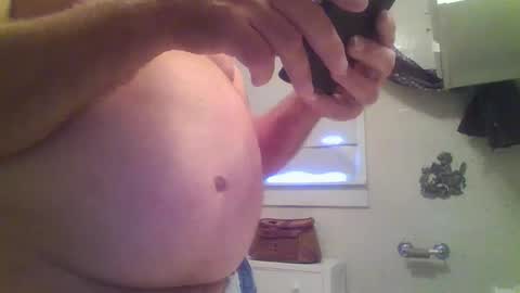 Snapshot of therooster19 chatting on 25, 5, 2026 therooster19 online show from 25, 5, 2026