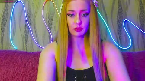 Snapshot of therosesweet chatting on 1, 6, 2026 Rose online show from 1, 6, 2026