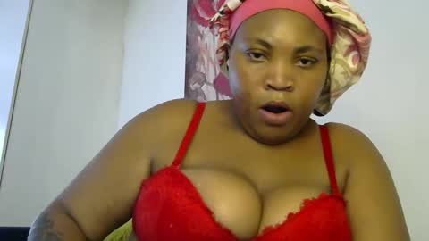 Snapshot of theshybaddie chatting on 25, 1, 2025 theshybaddie online show from 25, 1, 2025