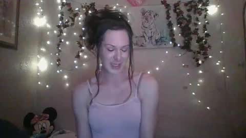 sillymillie0 online show from 8, 2, 2025