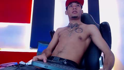 Snapshot of theskinny8inch_ chatting on 10, 1, 2025 theskinny8inch_ online show from 10, 1, 2025