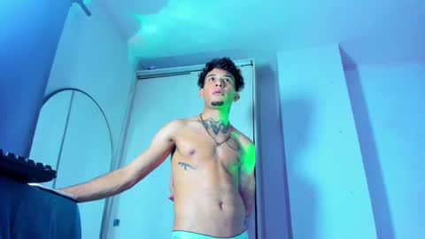 Snapshot of theskinny8inch_ chatting on 7, 3, 2025 theskinny8inch_ online show from 7, 3, 2025