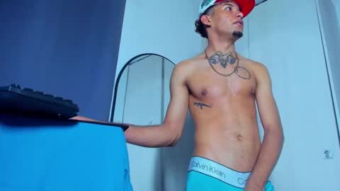 Snapshot of theskinny8inch_ chatting on 7, 3, 2025 theskinny8inch_ online show from 7, 3, 2025