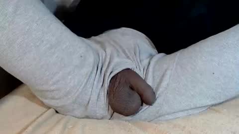 Snapshot of thetightestass14 chatting on 13, 1, 2025 thetightestass14 online show from 13, 1, 2025