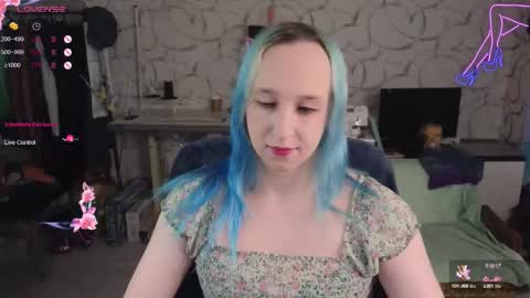 Snapshot of thetrixy chatting on 24, 9, 2025 The Great And Powerful Trixie online show from 24, 9, 2025