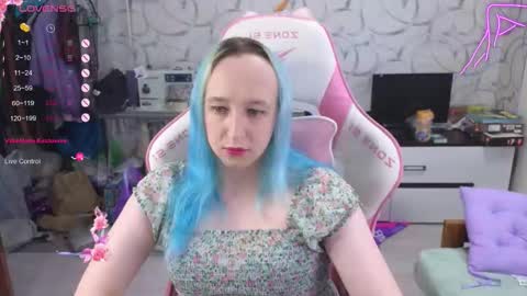 Snapshot of thetrixy chatting on 9, 10, 2025 The Great And Powerful Trixie online show from 9, 10, 2025