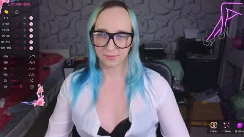 Snapshot of thetrixy chatting on 13, 11, 2025 The Great And Powerful Trixie online show from 13, 11, 2025