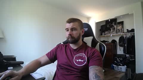Snapshot of theufcfan_8181 chatting on 1, 6, 2026 troy online show from 1, 6, 2026