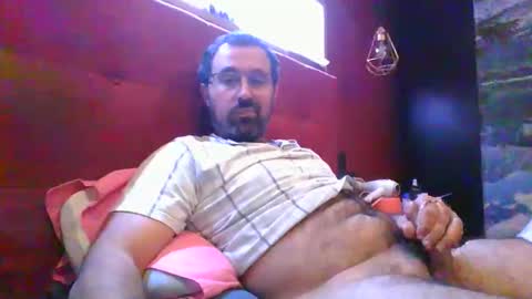 Snapshot of theviper1990 chatting on 15, 5, 2026 Carlos1990 online show from 15, 5, 2026