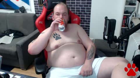 Snapshot of thewolfy31 chatting on 19, 12, 2024 PupWolfy online show from 19, 12, 2024