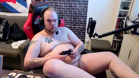Snapshot of thewolfy31 chatting on 17, 2, 2025 PupWolfy online show from 17, 2, 2025