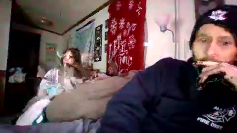 Snapshot of theycallmemellowthebreeze chatting on 5, 1, 2025 mellow online show from 5, 1, 2025