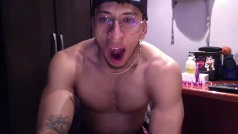 thiago_happy online show from 9, 3, 2025