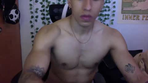 thiago_happy online show from 11, 3, 2025