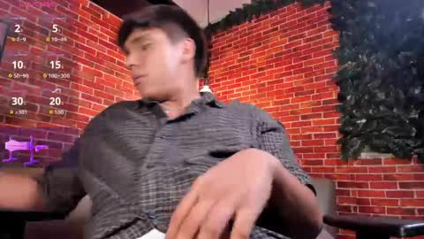 Snapshot of thiago_kozak chatting on 29, 4, 2026 thiago online show from 29, 4, 2026