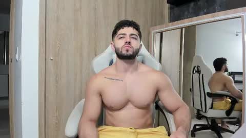 Snapshot of thiago_moretti chatting on 28, 6, 2026 THIAGO online show from 28, 6, 2026