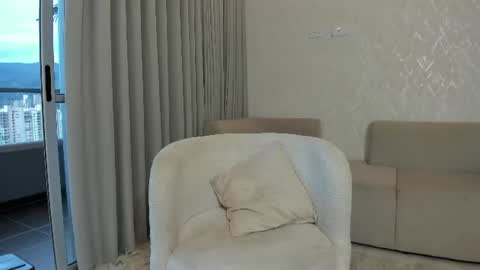 Snapshot of thiago_moretti chatting on 3, 7, 2026 THIAGO online show from 3, 7, 2026