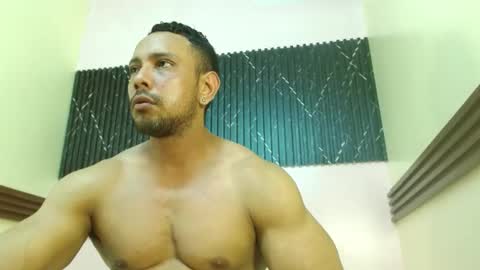 Snapshot of thiago_summers chatting on 3, 11, 2025 Thiago Summers online show from 3, 11, 2025