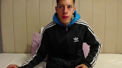 Thiago   online show from 10, 3, 2025