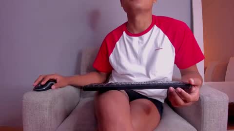 thiagovega_ online show from 22, 4, 2026