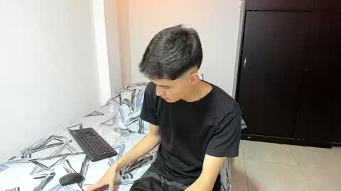 Snapshot of thiagowells_ chatting on 7, 12, 2024 Thiago Wells online show from 7, 12, 2024