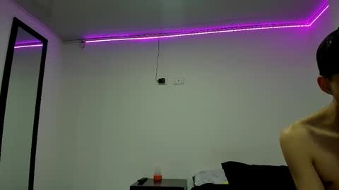 Snapshot of thiagowells_ chatting on 23, 2, 2025 Thiago Wells online show from 23, 2, 2025