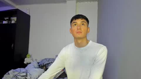 Snapshot of thiagowells_ chatting on 22, 10, 2025 Thiago Wells online show from 22, 10, 2025