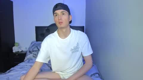 Snapshot of thiagowells_ chatting on 2, 12, 2025 Thiago Wells online show from 2, 12, 2025