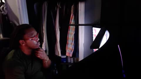 thickblackbeast online show from 14, 4, 2026