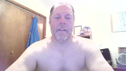 Snapshot of thickcock4u1105 chatting on 20, 5, 2026 thickcock4u1105 online show from 20, 5, 2026