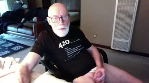 Snapshot of thickmorninwood chatting on 2, 5, 2026 thickmorninwood online show from 2, 5, 2026