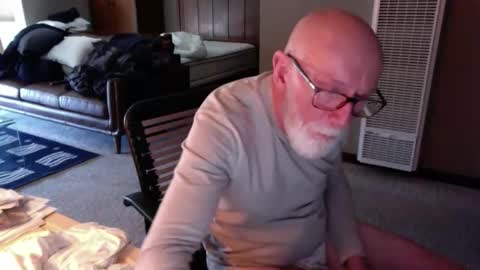 Snapshot of thickmorninwood chatting on 14, 5, 2026 thickmorninwood online show from 14, 5, 2026