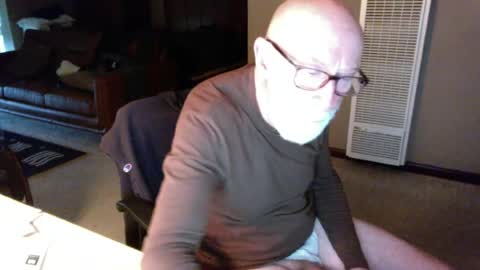 Snapshot of thickmorninwood chatting on 23, 6, 2026 thickmorninwood online show from 23, 6, 2026