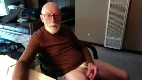 Snapshot of thickmorninwood chatting on 3, 7, 2026 thickmorninwood online show from 3, 7, 2026