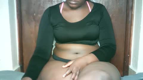 Snapshot of thickybabe_05 chatting on 21, 1, 2025 thickybabe_05 online show from 21, 1, 2025