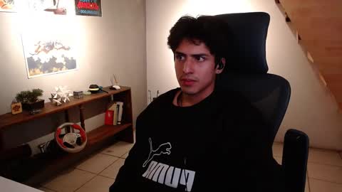 Snapshot of thieves_us chatting on 8, 2, 2026 thieves_us online show from 8, 2, 2026