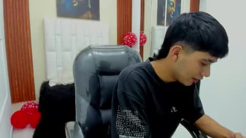  THIAGO COLLINS  online show from 26, 2, 2026