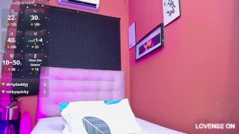 Snapshot of thin_eva chatting on 25, 2, 2025 Eva online show from 25, 2, 2025