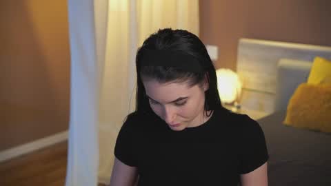 Snapshot of this_is_lilly chatting on 19, 4, 2026 Lilly online show from 19, 4, 2026