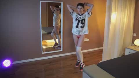 Snapshot of this_is_lilly chatting on 14, 6, 2026 Lilly online show from 14, 6, 2026