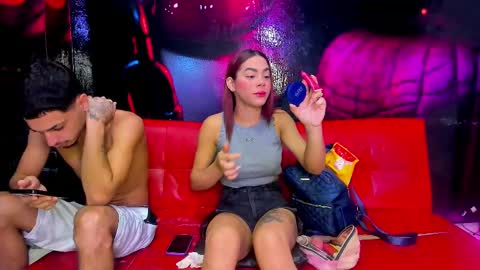 Snapshot of thisforyou_ chatting on 4, 3, 2025 Made for you Chloe online show from 4, 3, 2025