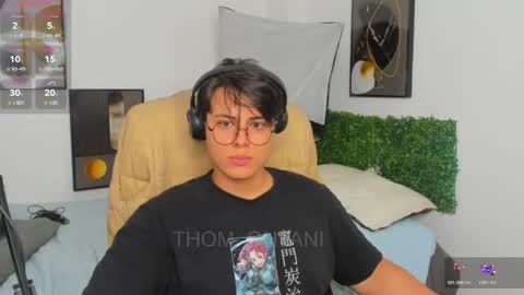 Snapshot of thom_ohtani chatting on 12, 5, 2026 thom_ohtani online show from 12, 5, 2026