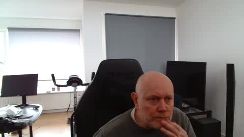 thomas315627 online show from 25, 3, 2026