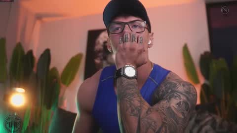 Snapshot of thomas_falcon1 chatting on 1, 12, 2025 Thomas Falcon online show from 1, 12, 2025