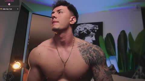 Snapshot of thomas_falcon1 chatting on 5, 1, 2026 Thomas Falcon online show from 5, 1, 2026