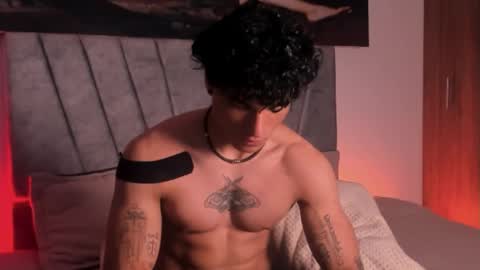 Thomas 3  JUST STAY AND BE MY LAST LOVE online show from 4, 12, 2025