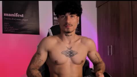 Snapshot of thomas_fit1 chatting on 10, 3, 2026 Thomas 3 JUST STAY AND BE MY LAST LOVE online show from 10, 3, 2026